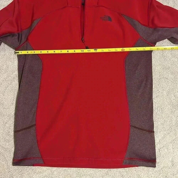 The North Face Concavo 1/4 Zip Sweatshirt - Picture 6 of 7